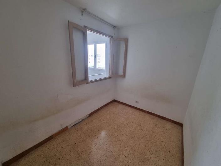 Image No.20-4 Bed Apartment for sale