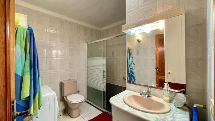 Image No.7-3 Bed House for sale