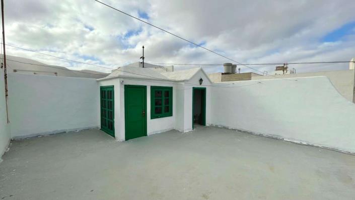 Image No.13-3 Bed House for sale