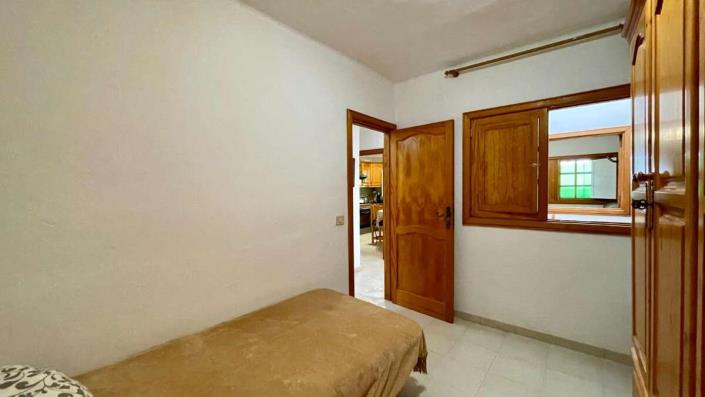 Image No.23-3 Bed House for sale