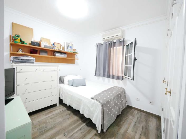 Image No.13-4 Bed Apartment for sale