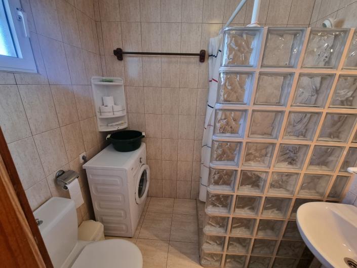 Image No.10-1 Bed Studio for sale