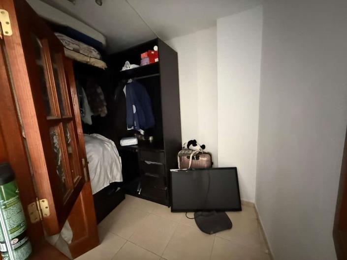 Image No.10-3 Bed Apartment for sale