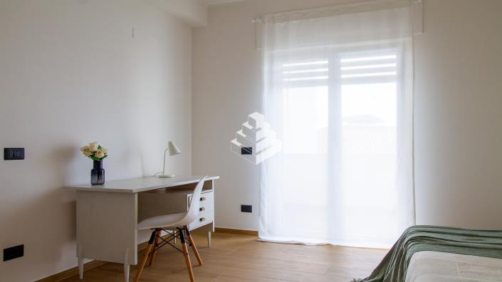 Image No.25-3 Bed Semi-Detached for sale