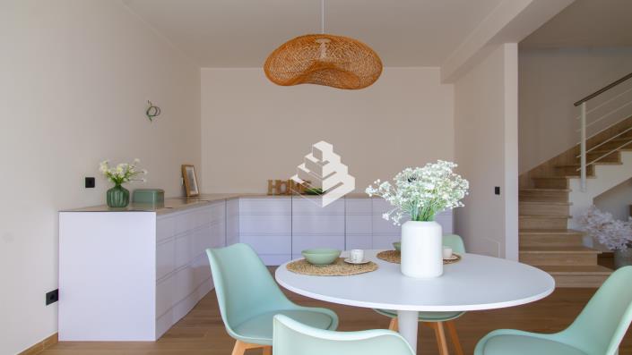 Image No.35-3 Bed Semi-Detached for sale