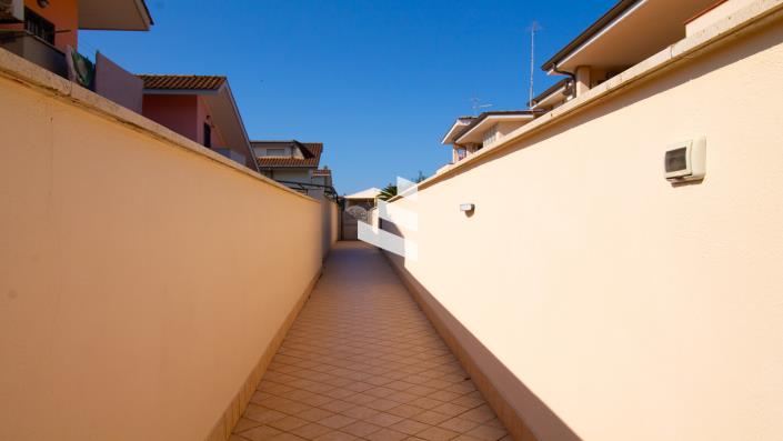 Image No.3-2 Bed Cottage for sale