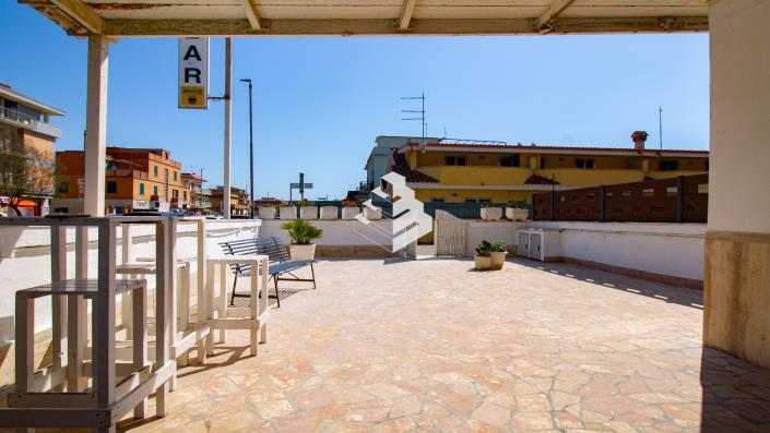 Image No.3-1 Bed Commercial for sale