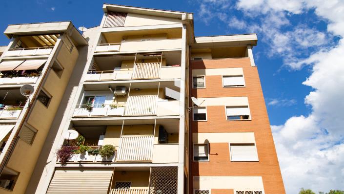 Image No.25-2 Bed Apartment for sale