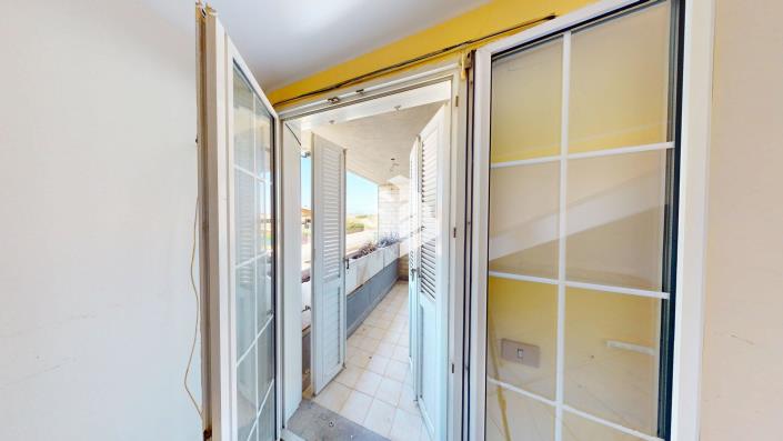 Image No.15-3 Bed Apartment for sale