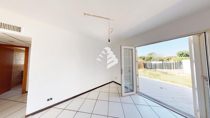 Image No.20-3 Bed Apartment for sale