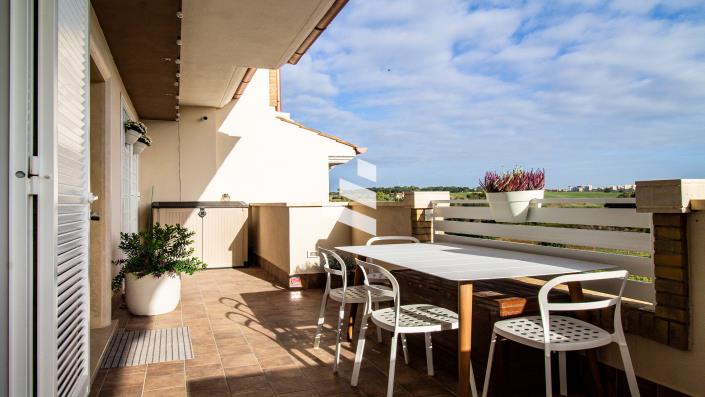 Image No.27-3 Bed Cottage for sale