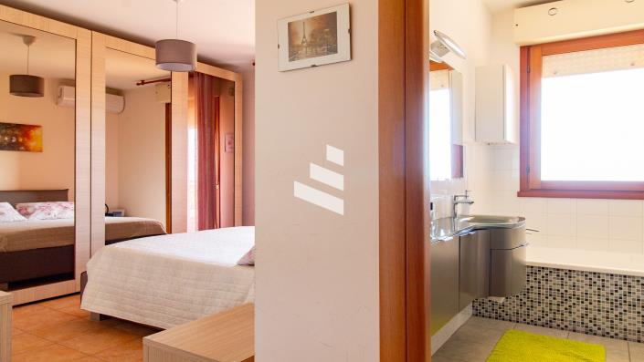 Image No.14-2 Bed Apartment for sale