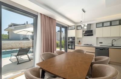 WhatsApp-Image-2025-09-30-at-19-21-55--1-