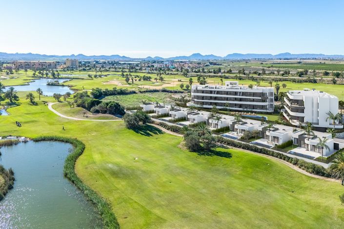 Image No.11-2 Bed Property for sale