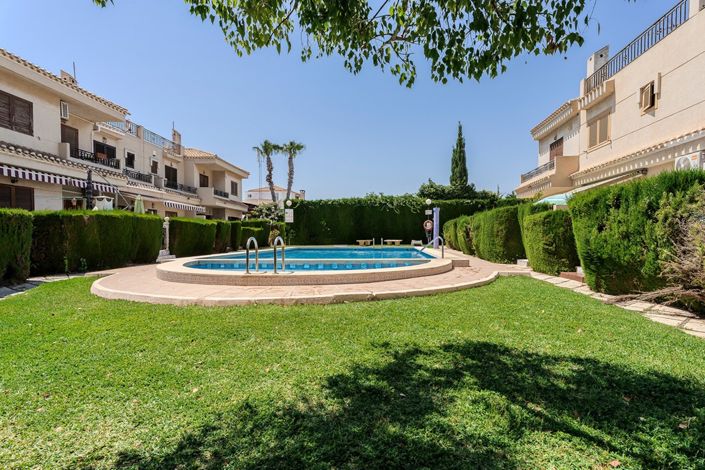 Image No.1-2 Bed Townhouse for sale
