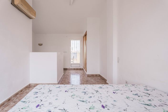 Image No.16-3 Bed Townhouse for sale