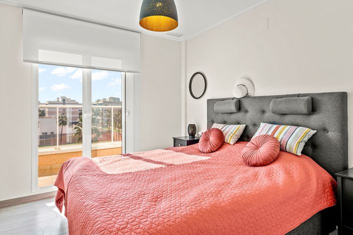 Image No.18-3 Bed Penthouse for sale