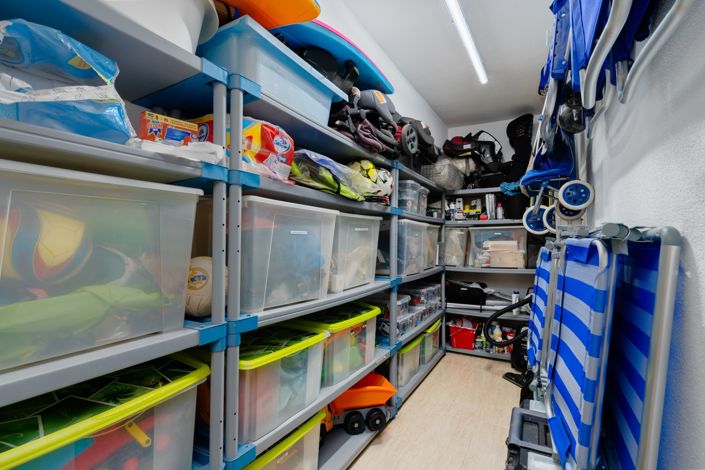 Image No.29-6 Bed Townhouse for sale