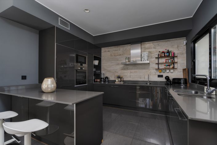 Image No.13-7 Bed Villa for sale