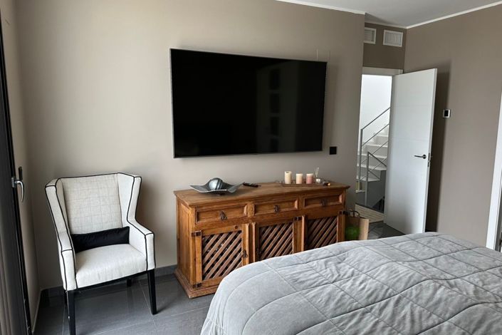 Image No.18-7 Bed Villa for sale