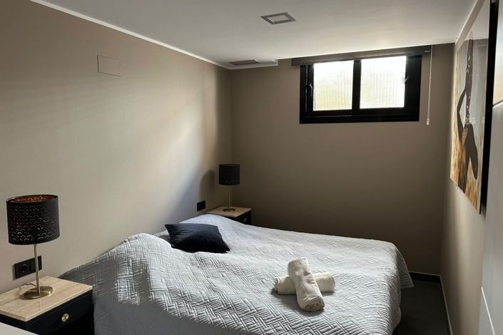 Image No.31-7 Bed Villa for sale