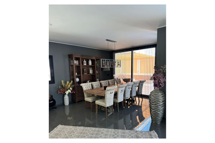 Image No.7-7 Bed Villa for sale