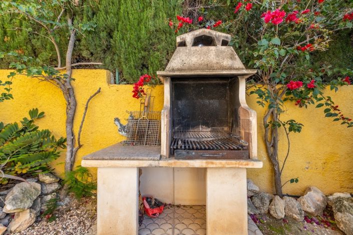 Image No.18-3 Bed House for sale