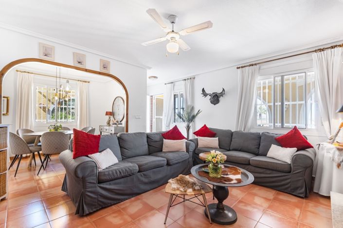 Image No.22-3 Bed House for sale