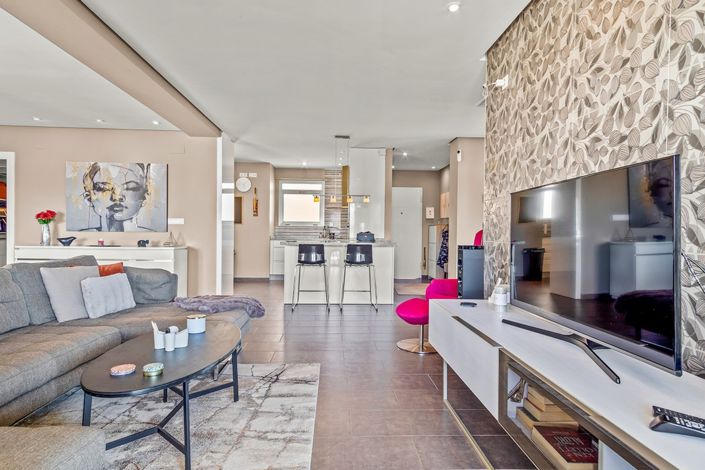 Image No.5-4 Bed Penthouse for sale