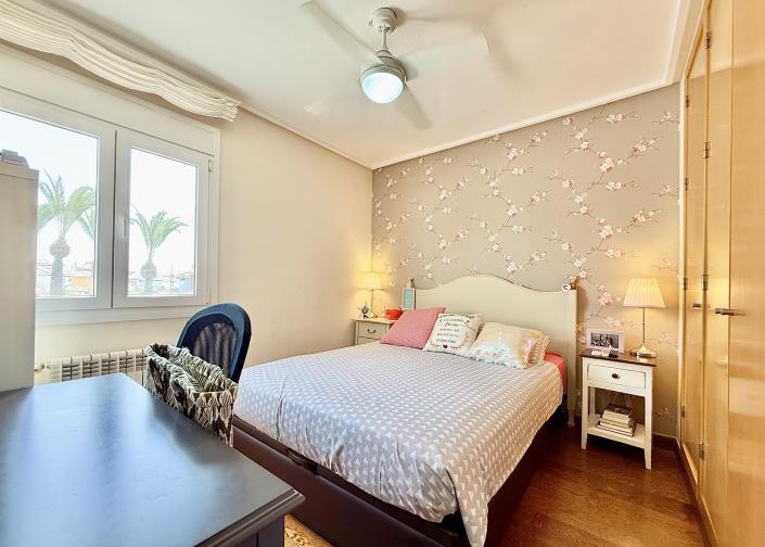 Image No.27-4 Bed Villa / Detached for sale