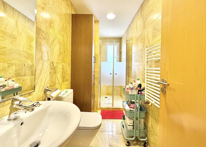 Image No.30-4 Bed Villa / Detached for sale