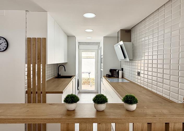 Image No.12-2 Bed Villa / Detached for sale