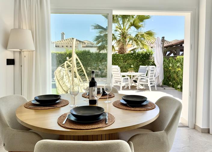 Image No.26-2 Bed Villa / Detached for sale