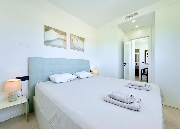 Image No.23-2 Bed Apartment for sale