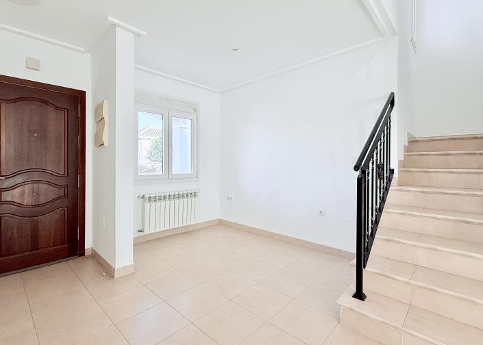 Image No.8-3 Bed Villa / Detached for sale