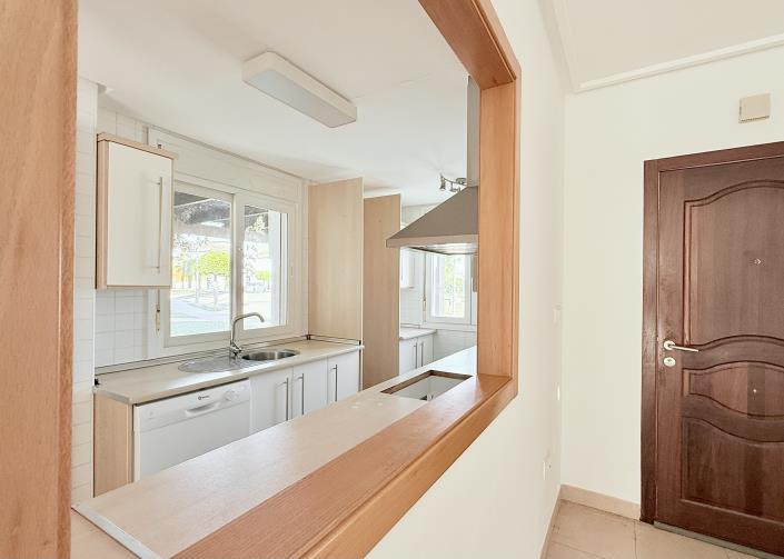 Image No.9-3 Bed Villa / Detached for sale