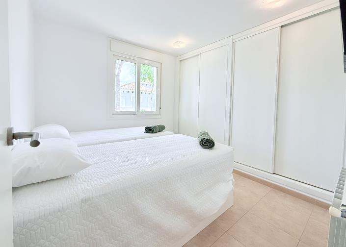 Image No.15-2 Bed Villa / Detached for sale