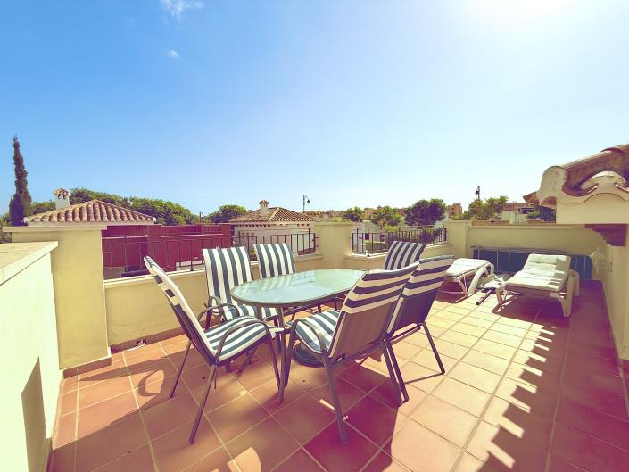 Image No.30-2 Bed Villa / Detached for sale