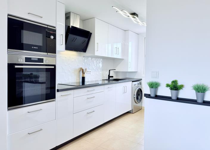 Image No.12-2 Bed Apartment for sale