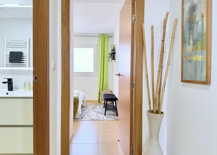 Image No.29-2 Bed Apartment for sale