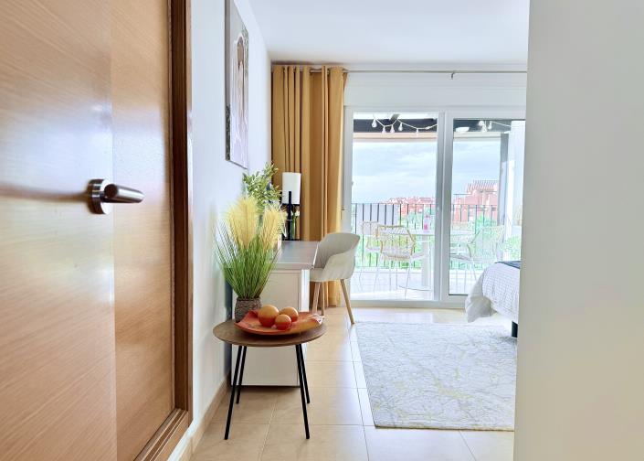 Image No.20-2 Bed Apartment for sale