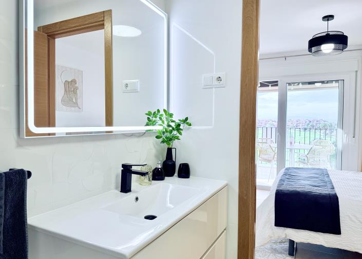 Image No.25-2 Bed Apartment for sale