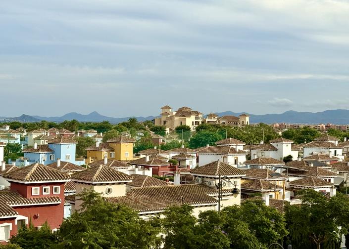 Image No.37-2 Bed Apartment for sale