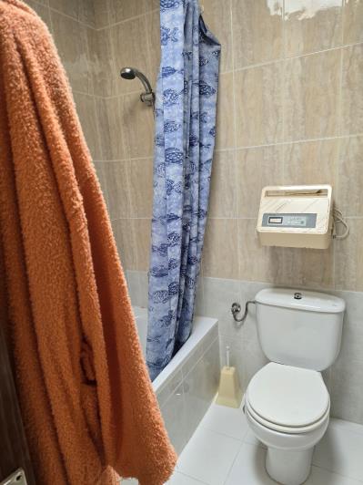 Image No.12-4 Bed Semi-Detached for sale