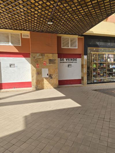 Image No.24-4 Bed Semi-Detached for sale