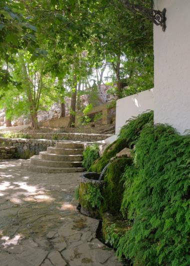 Image No.15-4 Bed Village House for sale