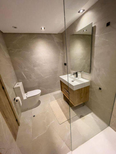 Image No.22-2 Bed Property for sale