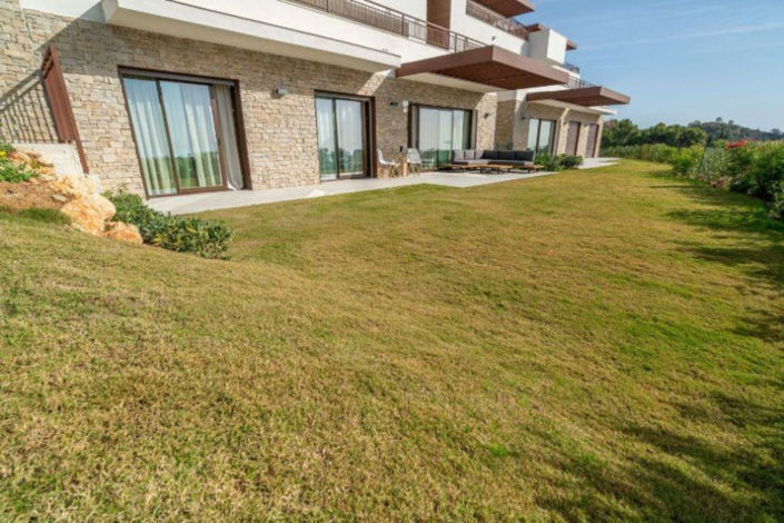 Image No.3-2 Bed Property for sale