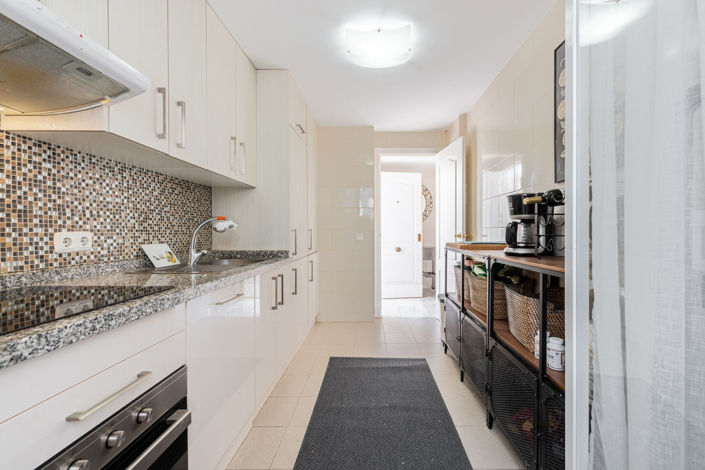 Image No.8-1 Bed Property for sale