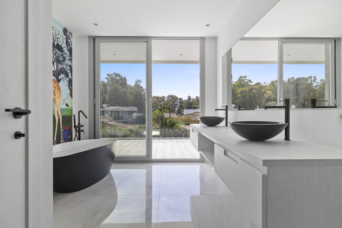 Image No.43-6 Bed Villa for sale